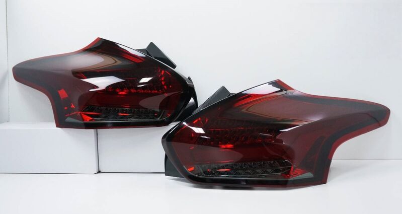 Smoke Red Full LED 3D Light Bar Tail Lights Fit For Ford Focus LZ 2015-2018 image